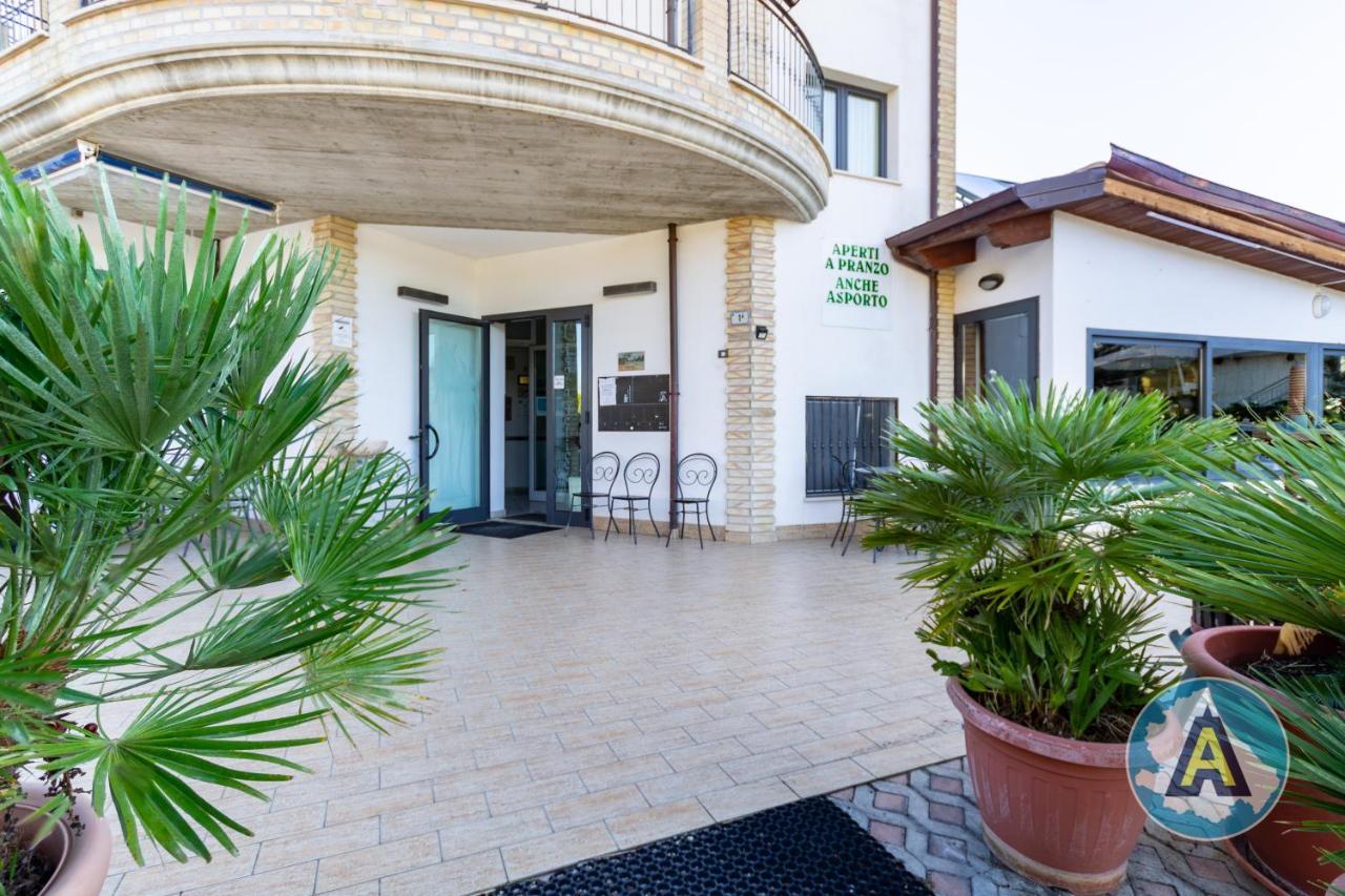 Hotel Isola Felice Silvi Paese Esterno foto