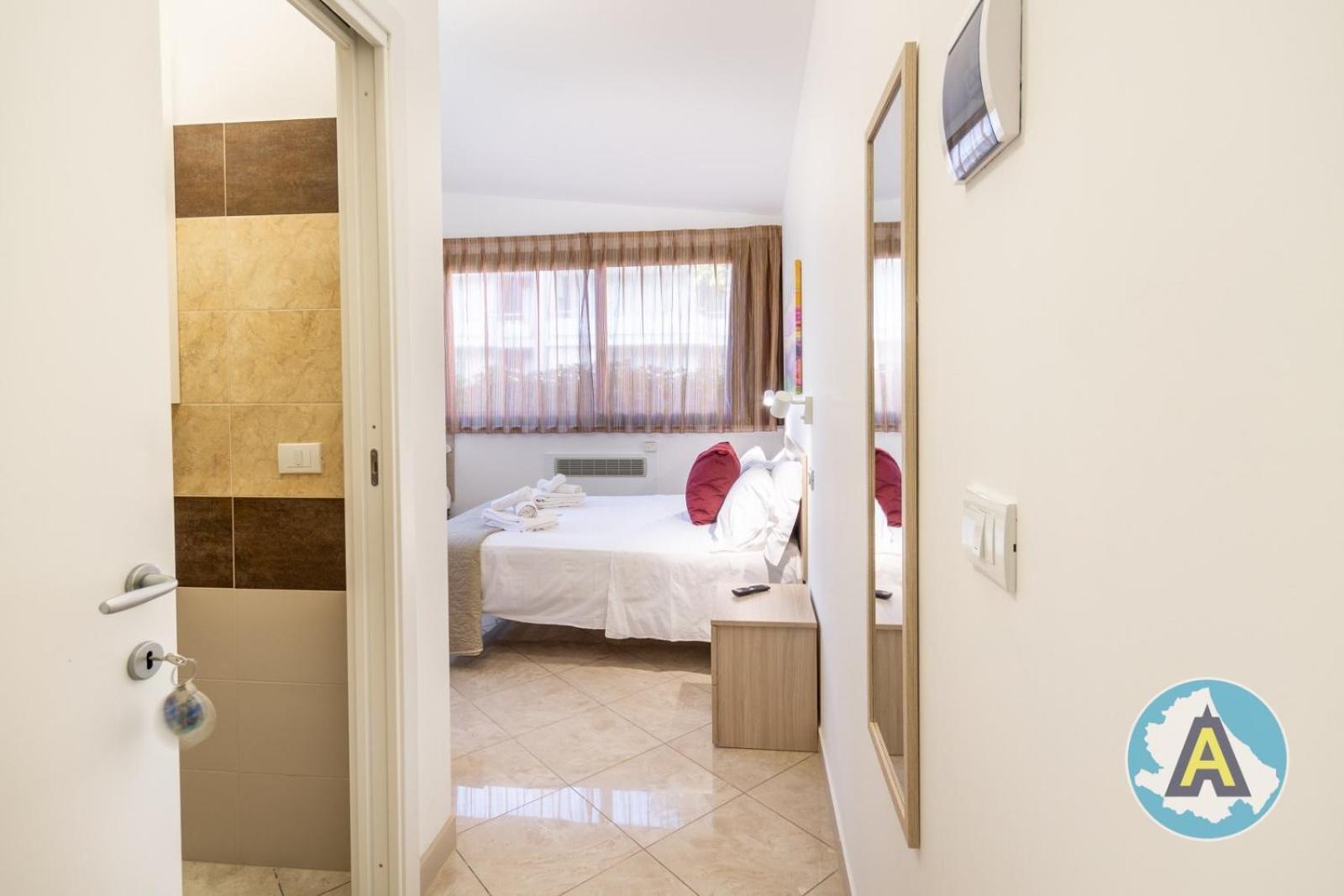 Hotel Isola Felice Silvi Paese Esterno foto