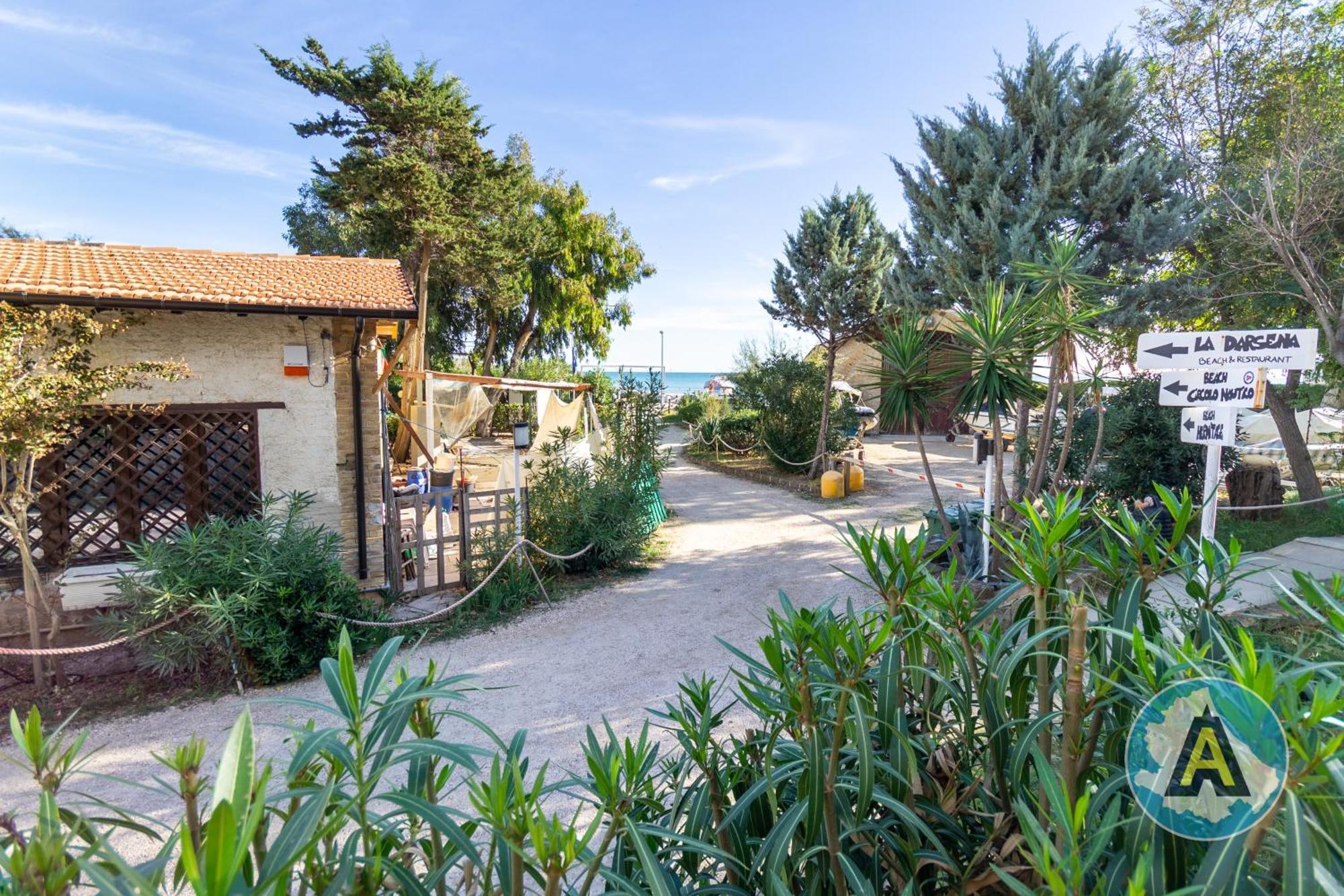 Hotel Isola Felice Silvi Paese Esterno foto